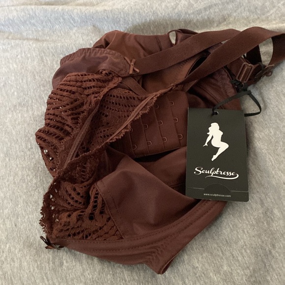 Sculptresse Arianna | 10275 Full Cup × 1
40HH / 40 / HH - Picture 4 of 9